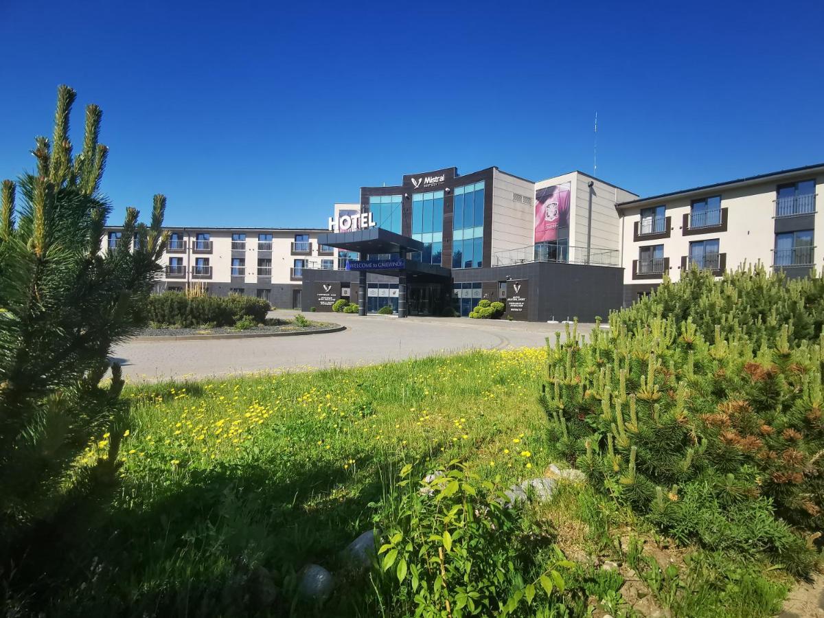 Hotel Mistral Sport Gniewino Exteriér fotografie