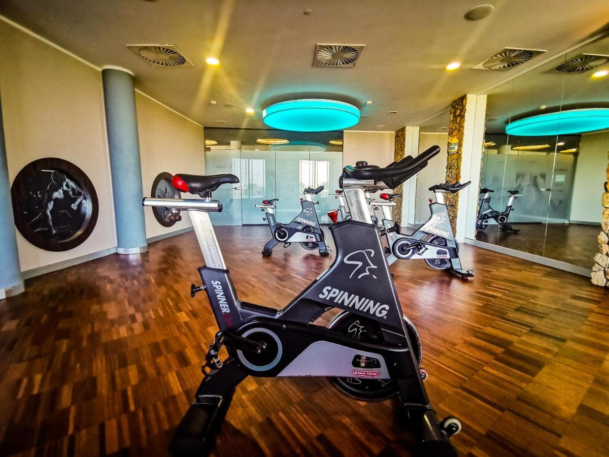 Hotel Mistral Sport Gniewino Exteriér fotografie